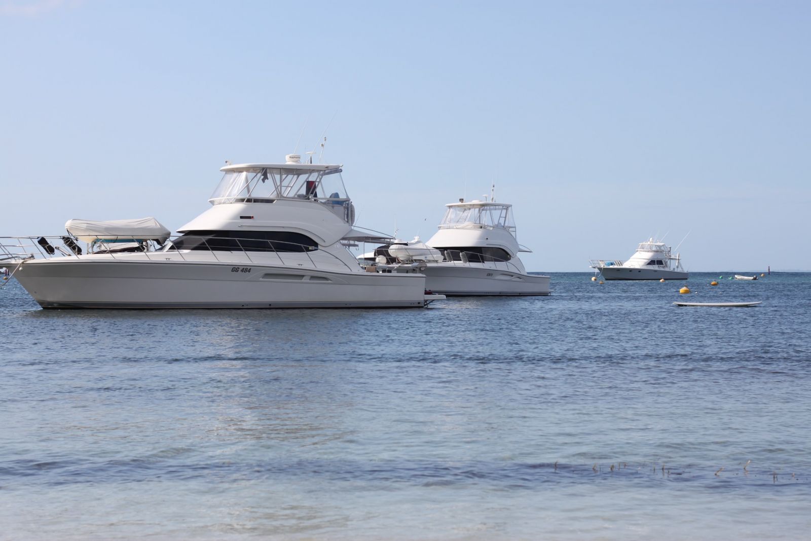 how much is a yacht charter per day