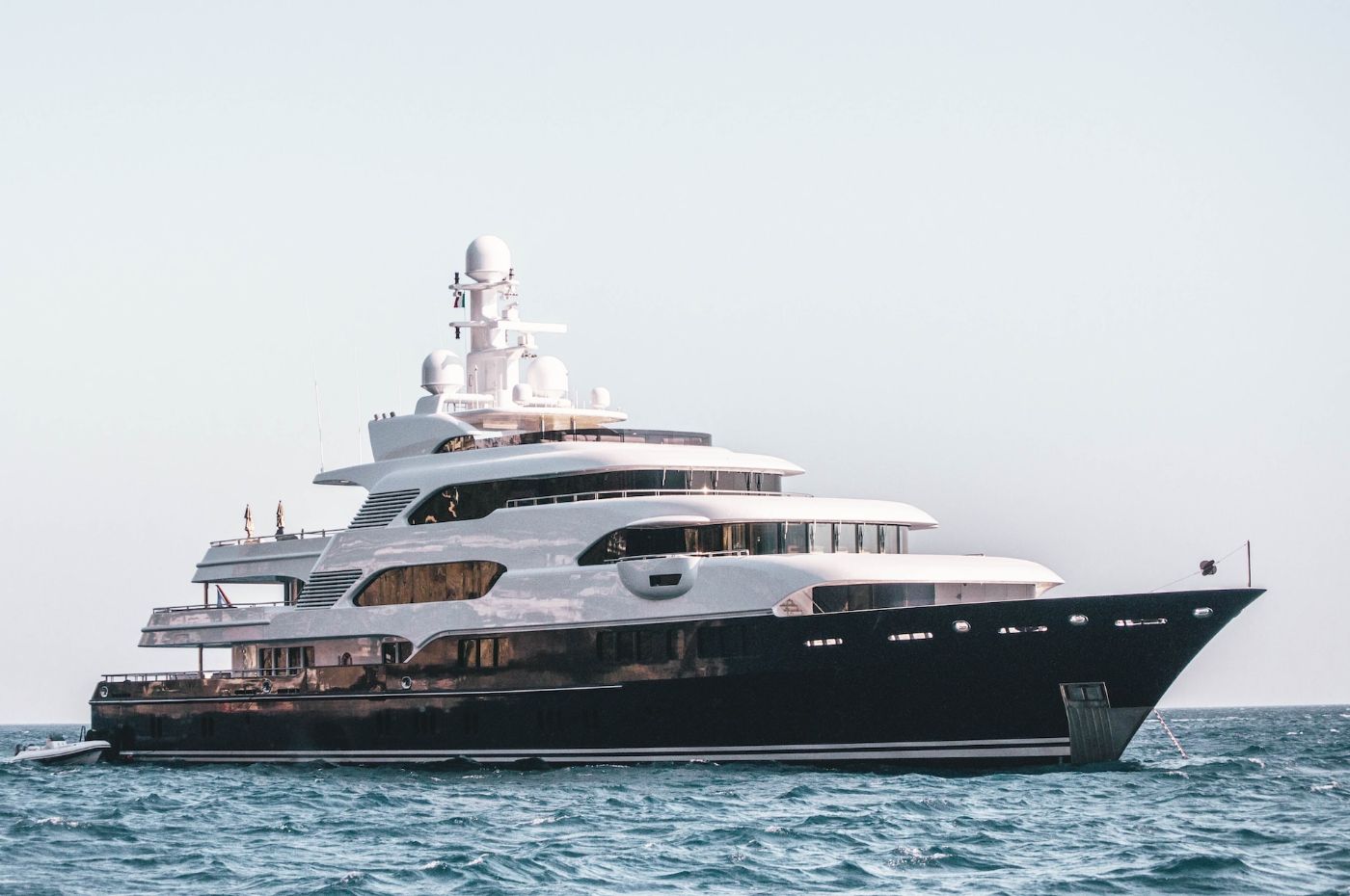 chartering a superyacht cost