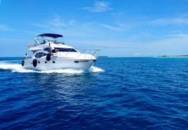 4 day yacht charter cost