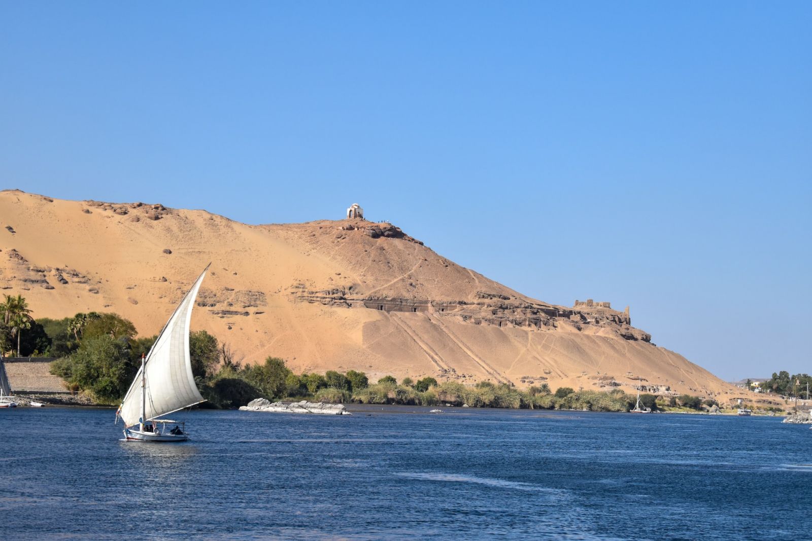 boat trip up the nile