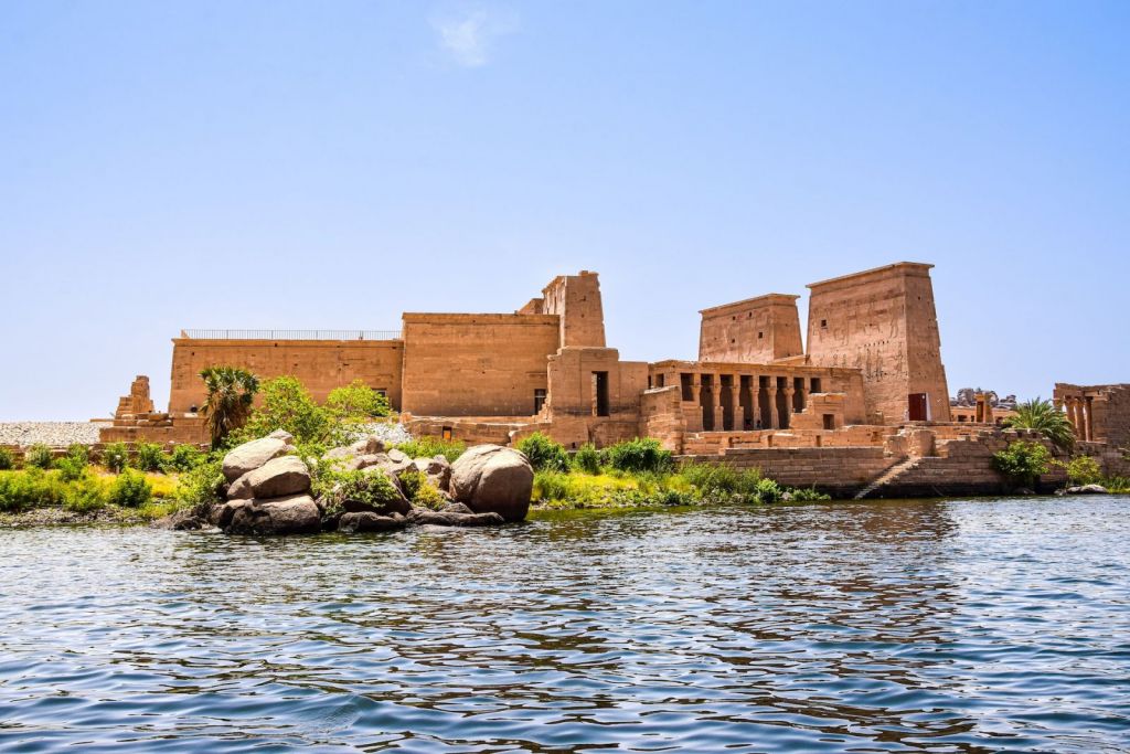 boat trip up the nile