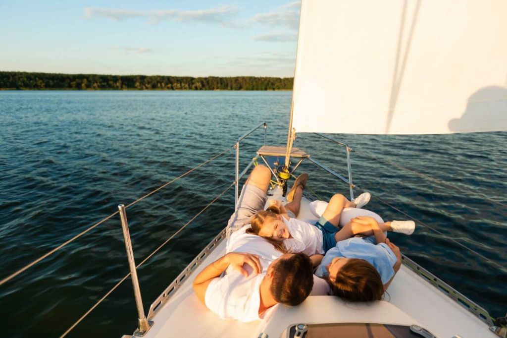 liveaboard yacht