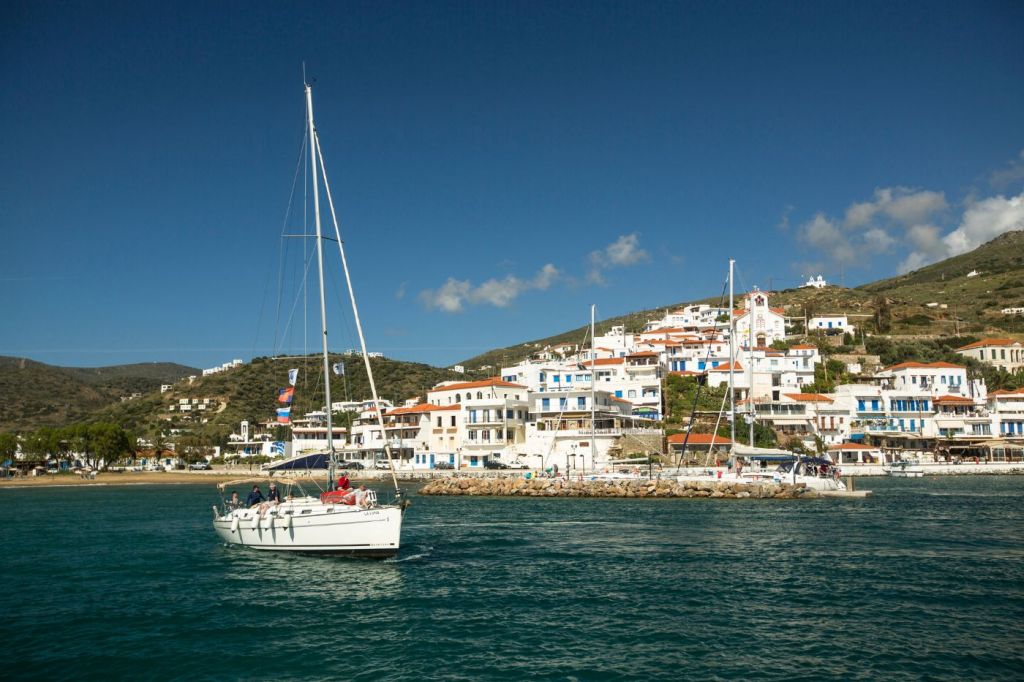 sailboats with encapsulated keels