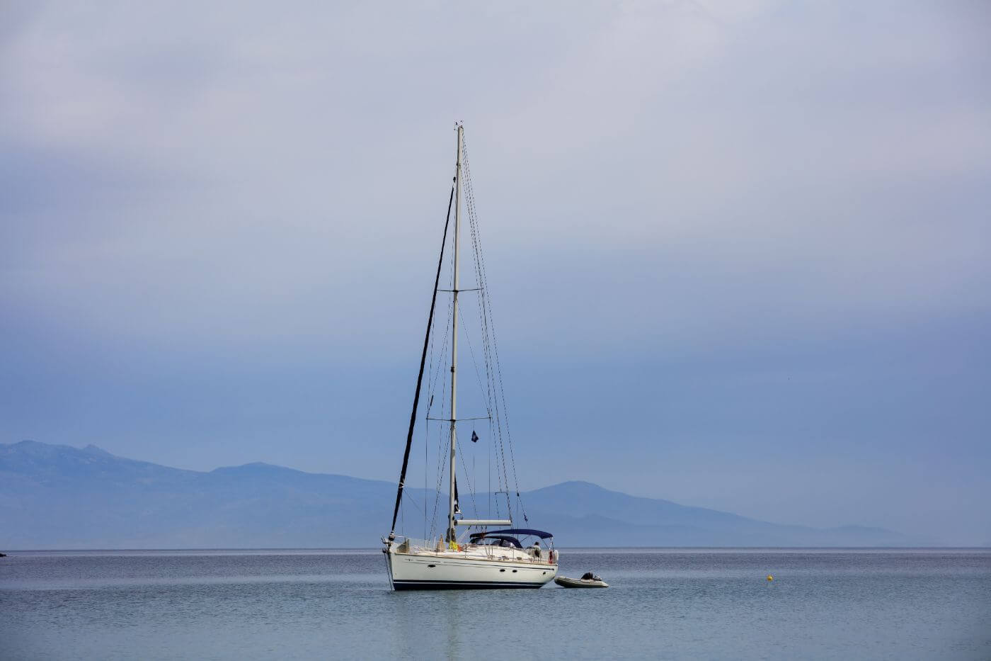 powerboat sailing yacht