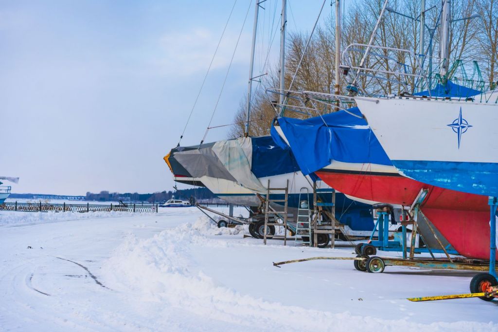 sailboat small trailer