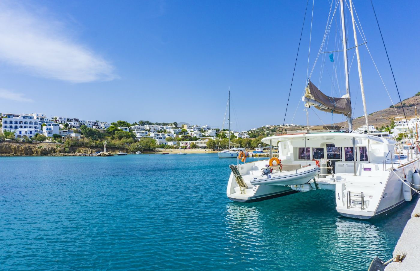 catamaran with sleeping quarters