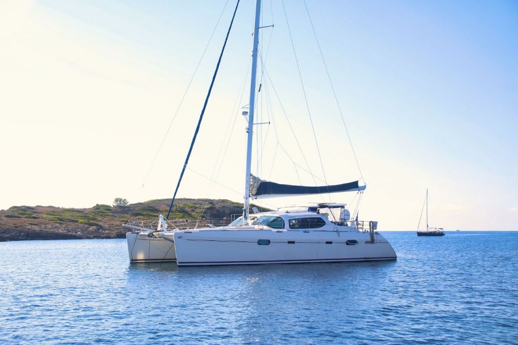 cost of 40ft catamaran