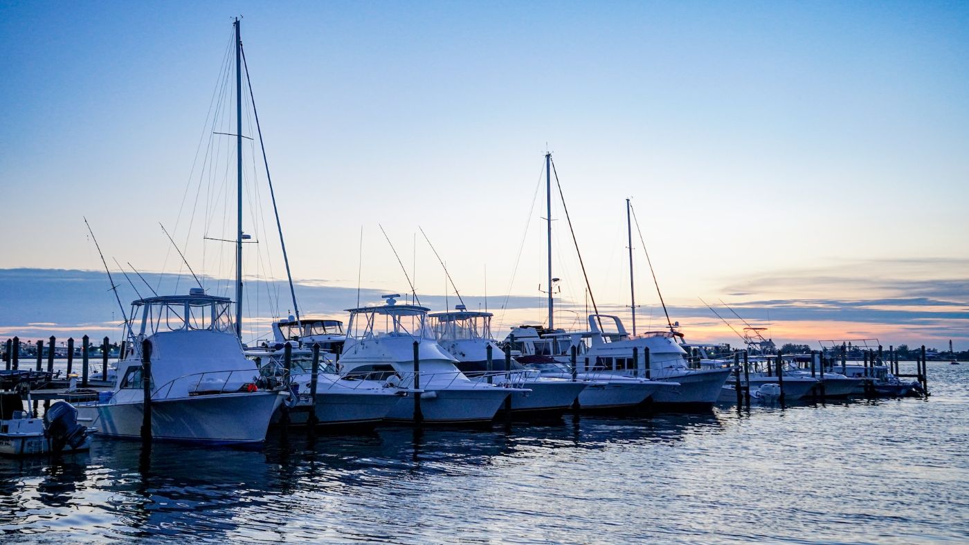 living on a sailboat florida