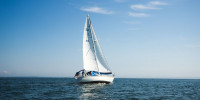 single on a sailboat