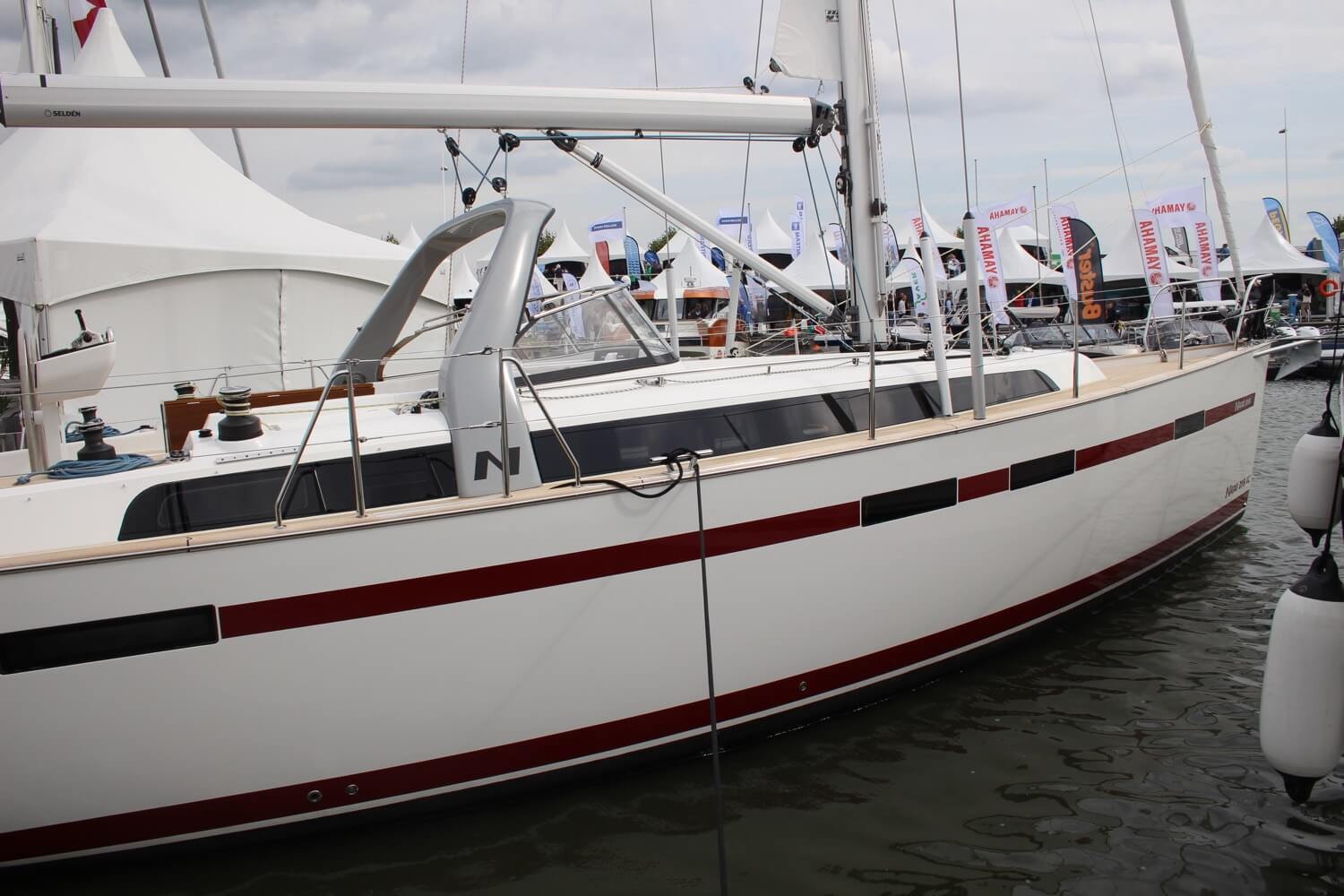 top 10 sailboat brands