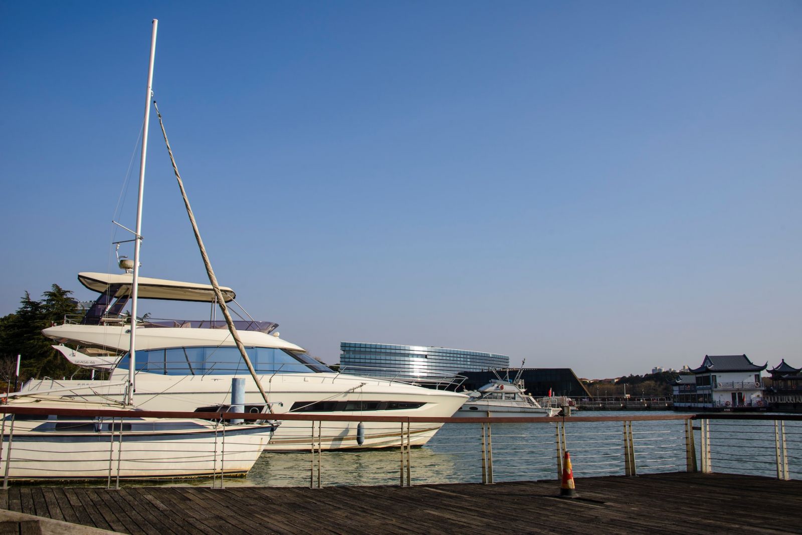 motor yacht ohana below deck