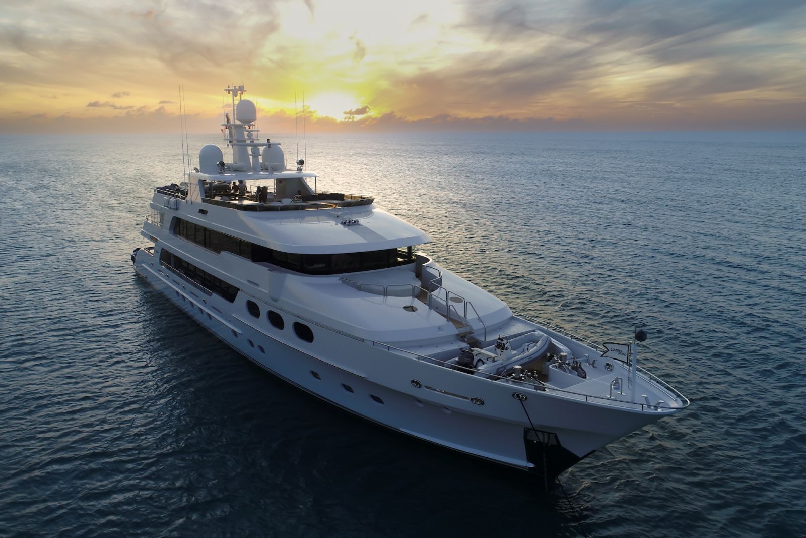 who owns ascente yachts