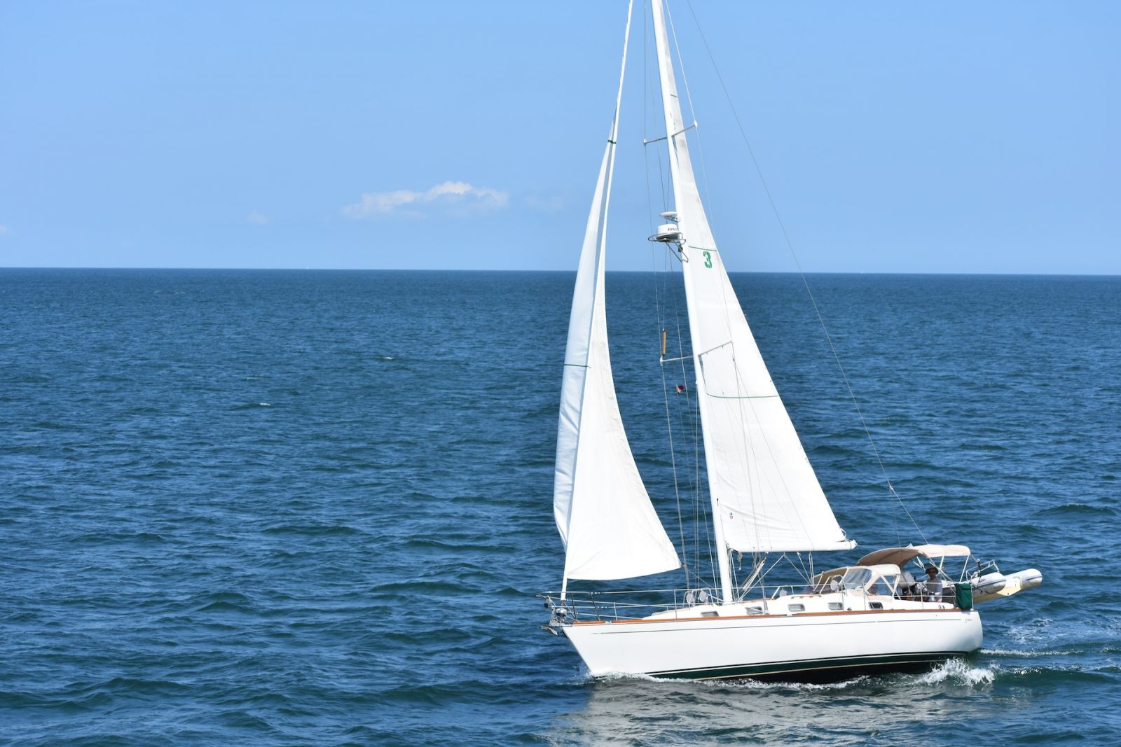 yachting sailing courses